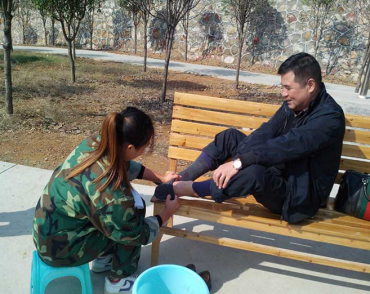 <b>青春期的孩子愛跟父母頂嘴怎</b>